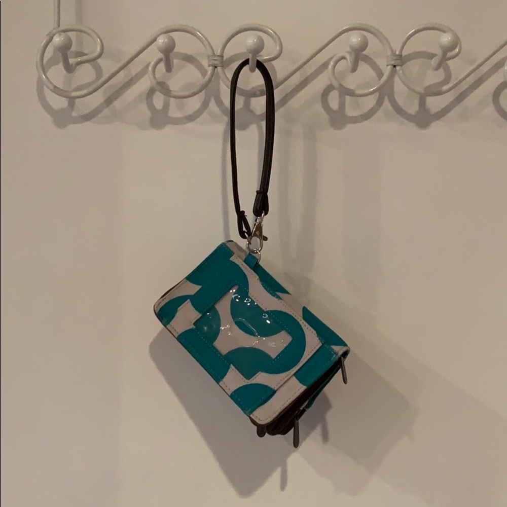 Thirty One Everyday Wristlet